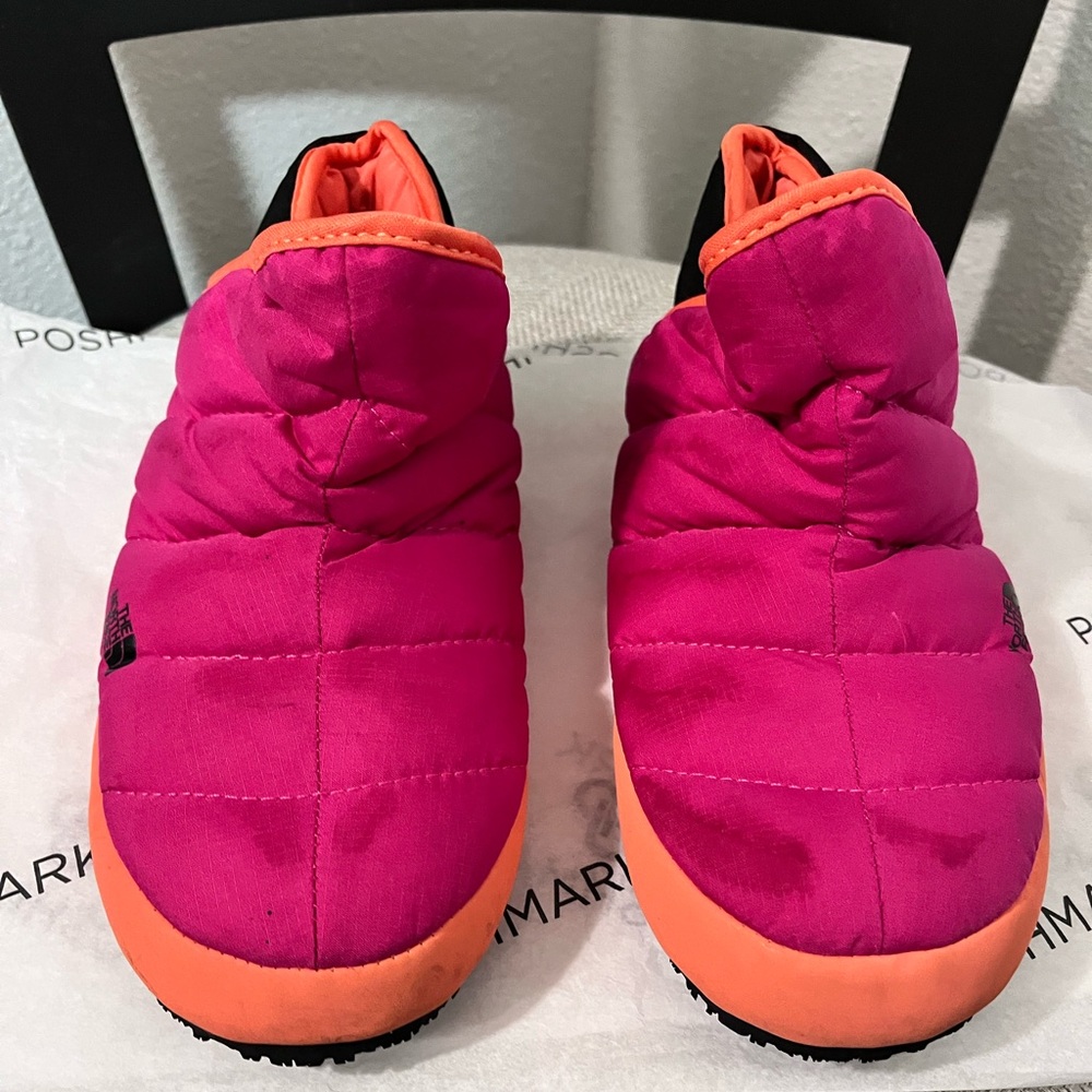 THE NORTH FACE PRE-LOVED AUTHENTIC LITTLE KID THERMOBALL TRACTION BOOTIES